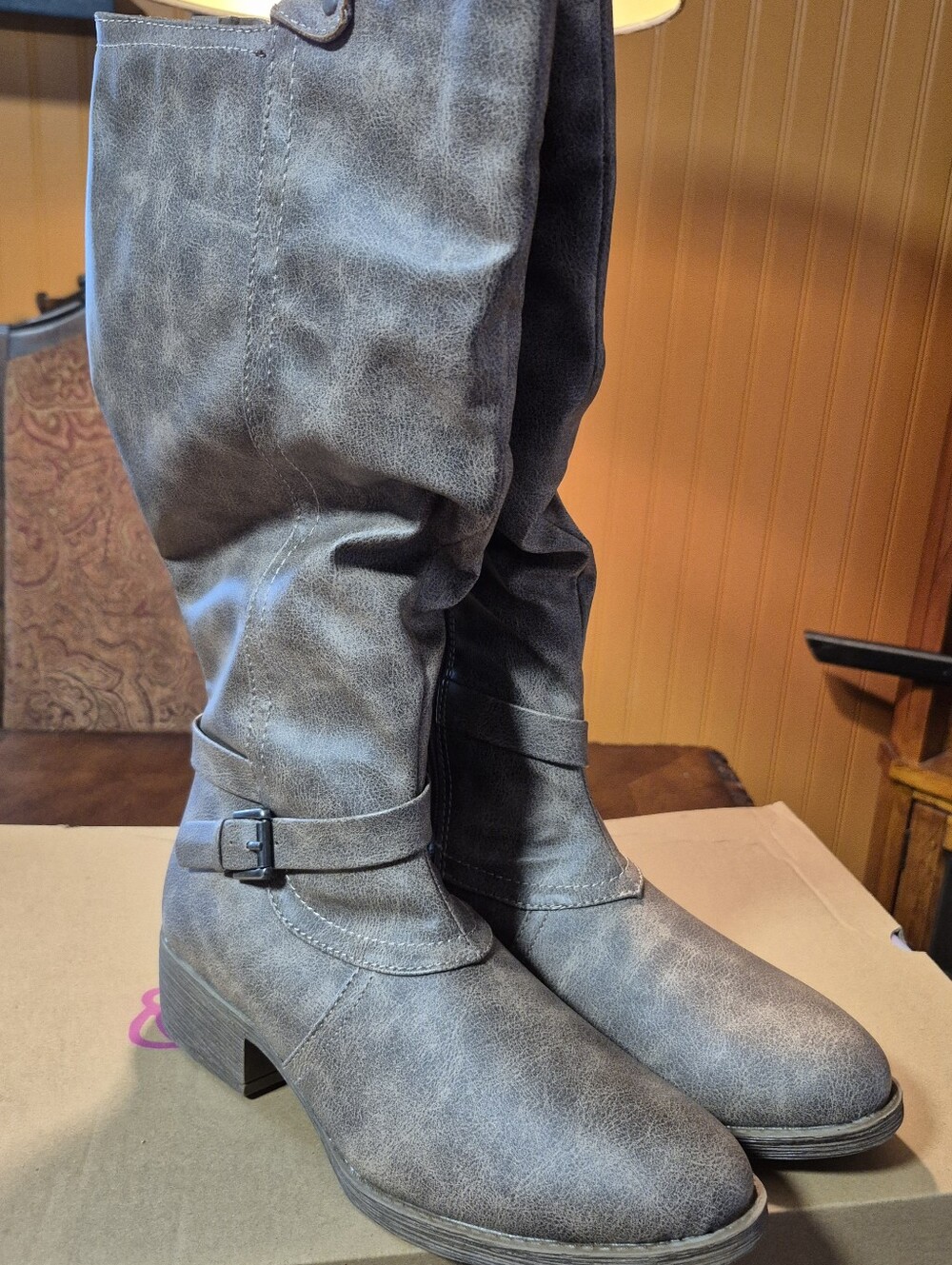 Sugar Daphne Taupe Boots NEW size 8.5